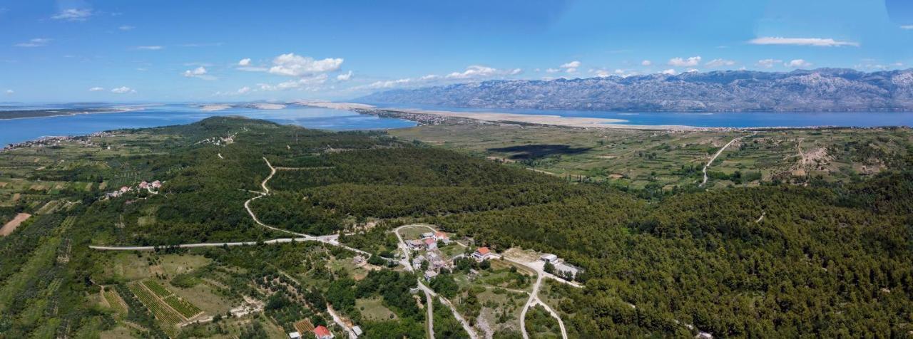 Apartments Tri Mora Ražanac Екстериор снимка