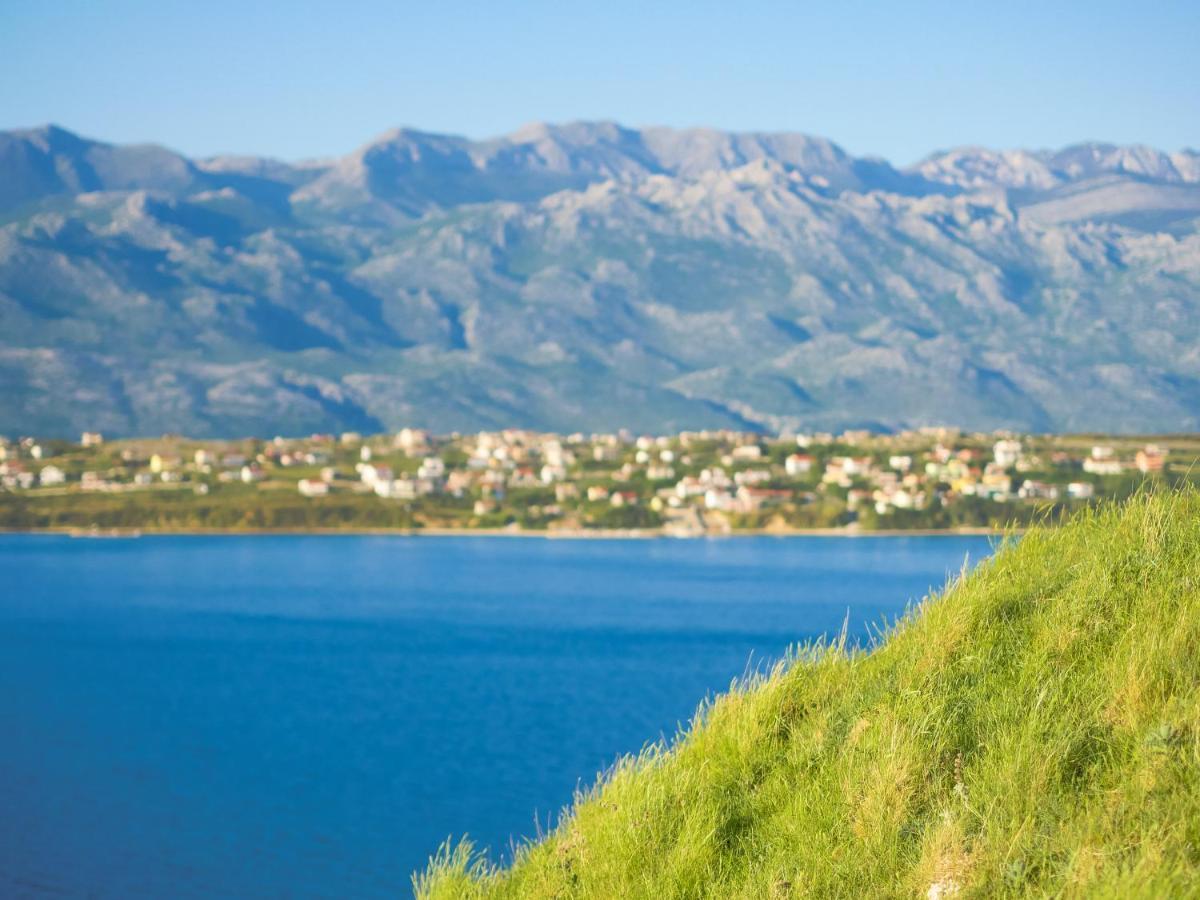 Apartments Tri Mora Ražanac Екстериор снимка