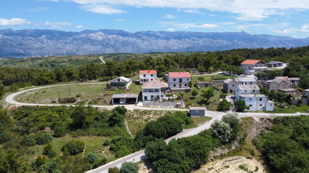 Apartments Tri Mora Ražanac Екстериор снимка