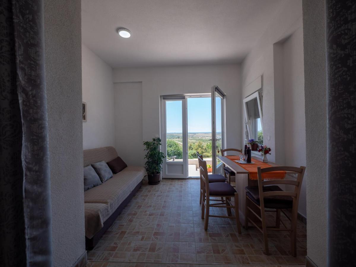 Apartments Tri Mora Ražanac Екстериор снимка