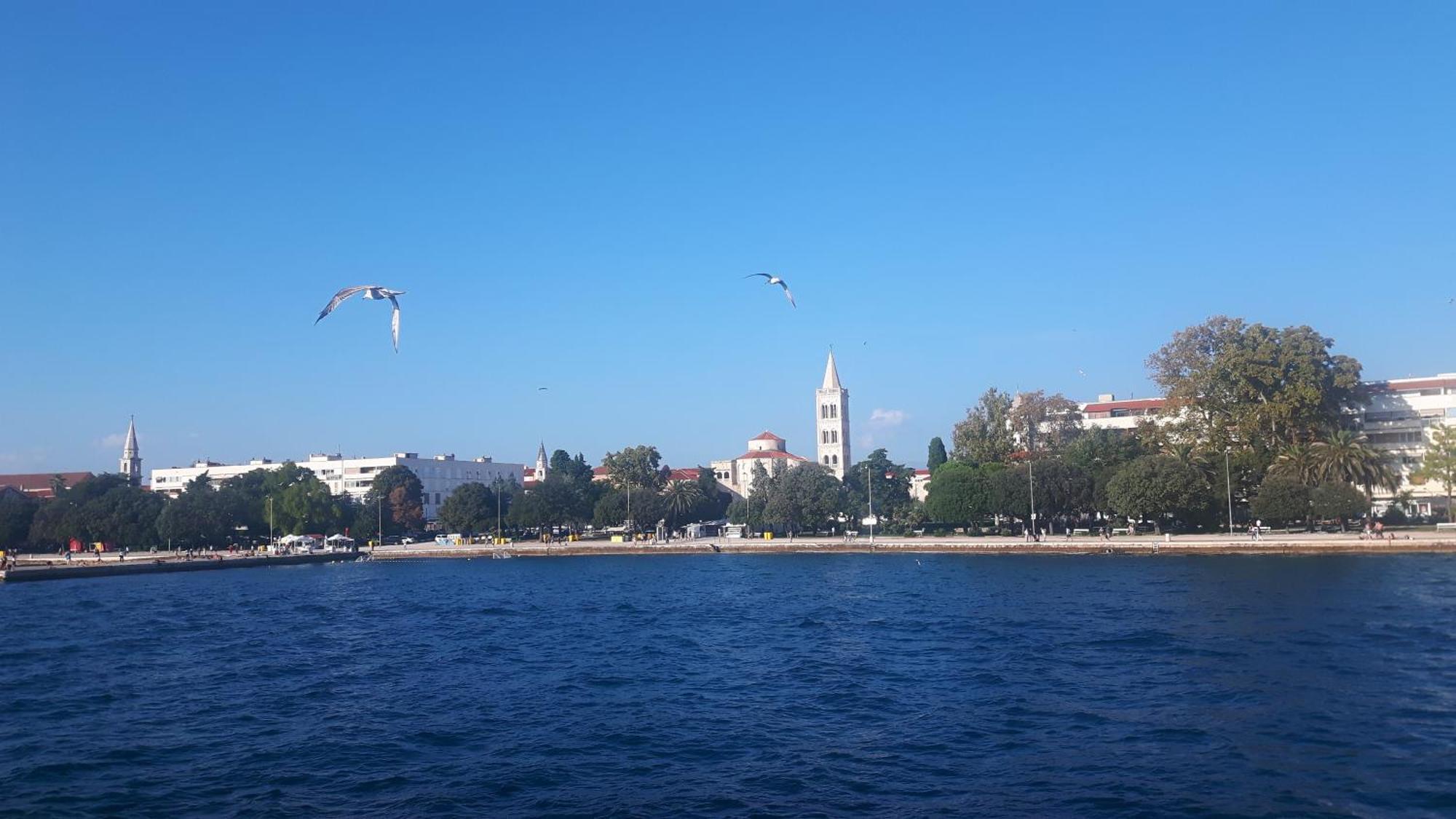 Apartments Tri Mora Ražanac Екстериор снимка