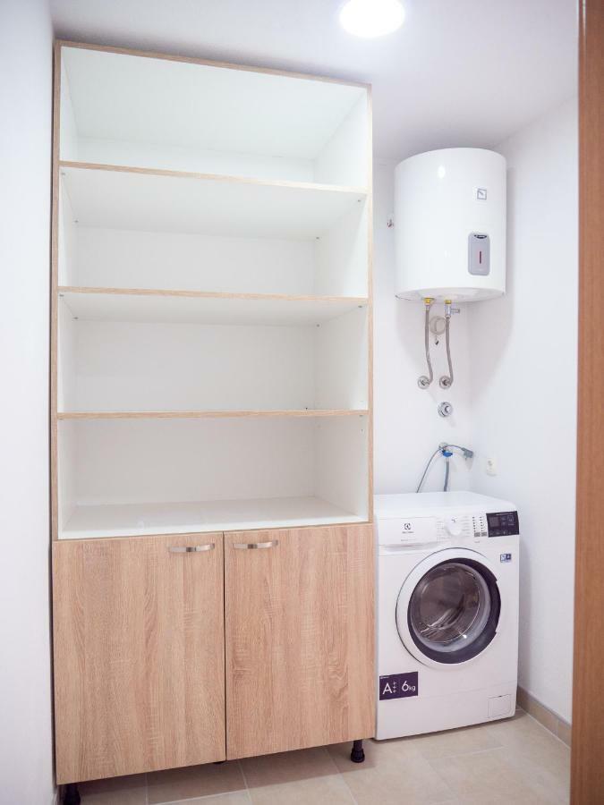Apartments Tri Mora Ražanac Екстериор снимка